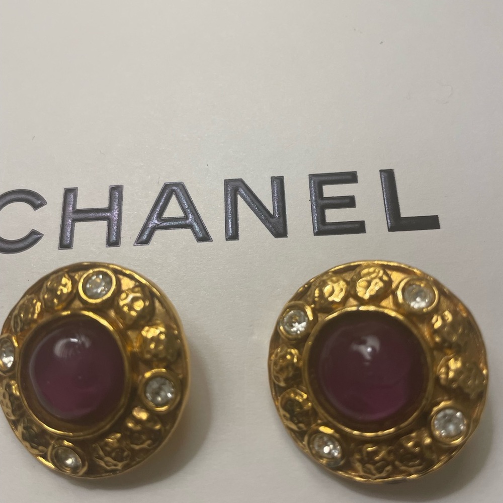 CHANEL Gold and Purple Earrings - Picture 4 of 6